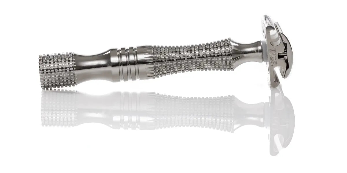 TRH8: TITANIUM CROWN Double Edge Safety Razor Handle: 90 mm x 14 mm